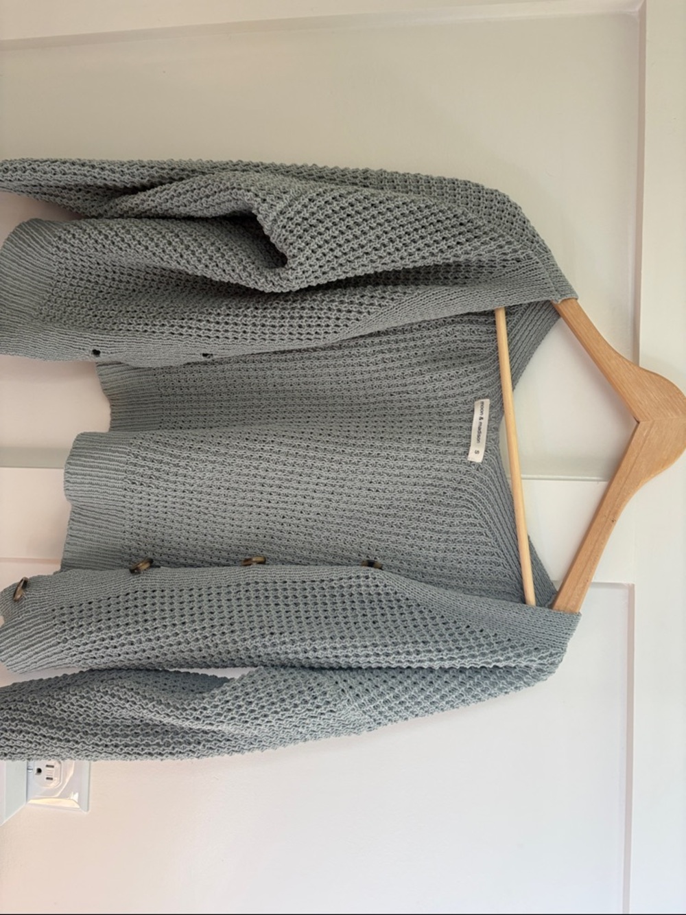moon & madison Light Gray Waffle Knit Cardigan